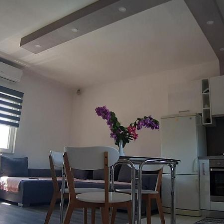 Katarina Apartment Pakostane Exterior photo